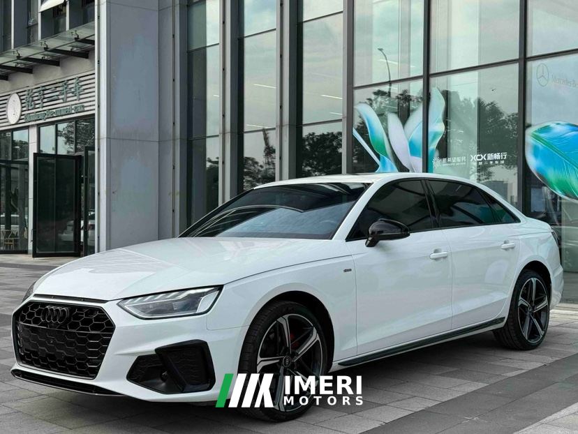 Audi A4L 200 Million Units Joyful Edition 40 TFSI Luxury Dynamic