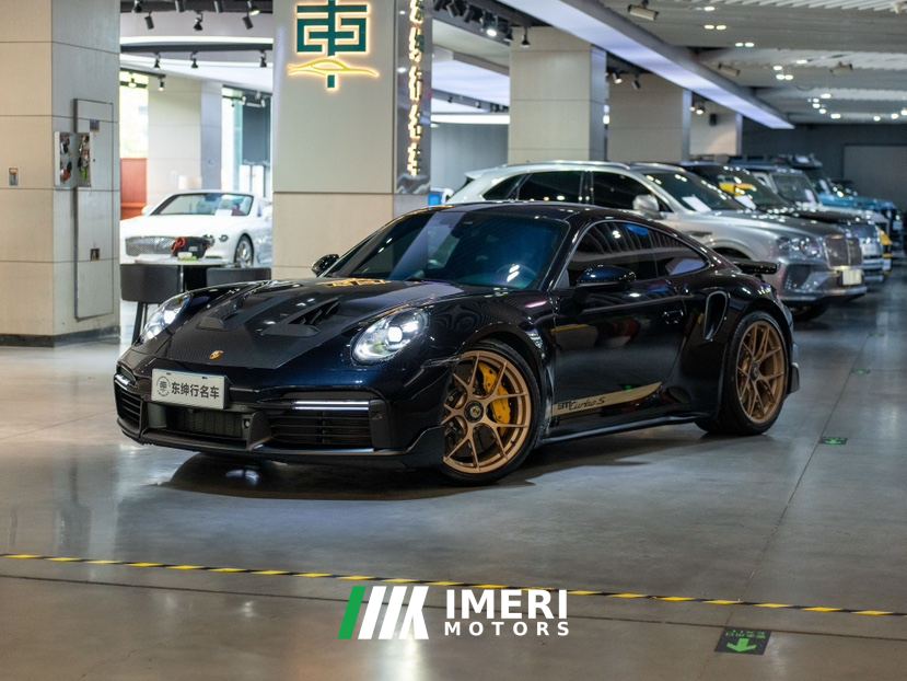 Porsche 911 Turbo S 3.7T - автомобиль из Китая