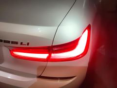 BMW 3 Series 325Li M Sport Package - фото 5
