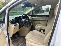 Buick GL8 652T Luxury Version 7 - photo 4