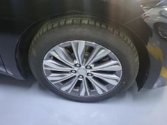 FAW Hongqi E-QM5 610km PLUS - фото 6