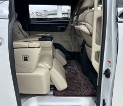 Toyota Alphard Dual-Engine 2.5L Prestige Edition - photo 18