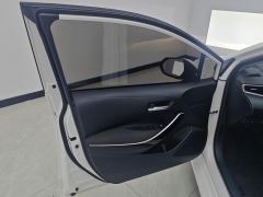 Toyota Corolla Dual-Engine 1.8L Elite Edition - фото 12