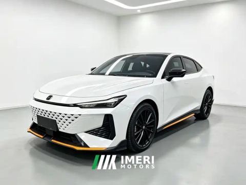 2024 Changan UNI-V 1.5T Premium Sport - автомобиль из Китая