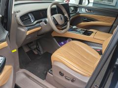 Denza D9 DM-i 970 4WD Flagship Edition - ფოტო 14
