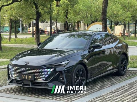2022 Changan UNI-V 1.5T Premium Version - ავტომობილი ჩინეთიდან