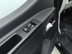 JAC Refine M3 1.8L Classic Edition 5-seater - фото 13