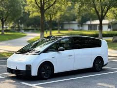 Li Auto Li Xiang MEGA Ultra - ფოტო 1