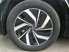 Volkswagen Viloran 380TSI Edition - фото 2