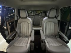 Volkswagen Viloran Facelift 380TSI Zunchi Edition - photo 13