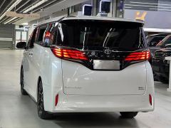 Toyota Alphard Dual-Engine 2.5L Prestige Edition - ფოტო 19