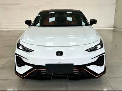 Changan UNI-V 1.5T PHEV Version - ფოტო 1
