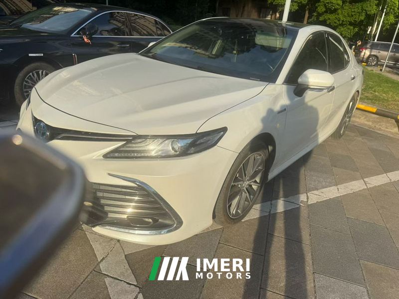Toyota Camry Dual-Engine 2.5HG Luxury Edition