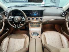 Mercedes-Benz E Class E-Class E 300 L Luxury - фото 6
