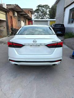 Nissan Teana 2.0L XE Edition - ფოტო 4