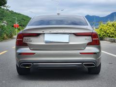 Volvo S60 B4 Intelligent Remote Luxury Edition - photo 4
