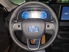 FAW Hongqi E-QM5 610km PLUS - ფოტო 18