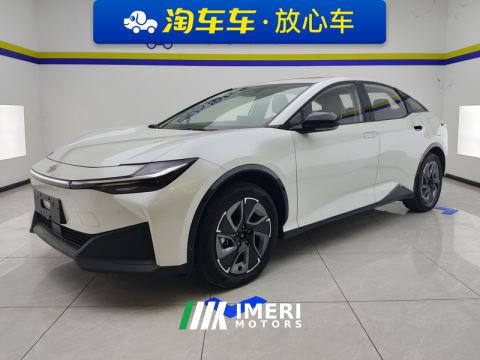 2024 Toyota bZ3 517km PRO