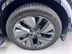 Li Auto L9 Pro - ფოტო 13