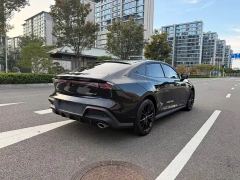 Changan UNI-V 1.5T PHEV Version - ფოტო 9