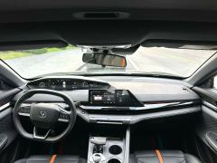 Changan UNI-V 1.5T Premium - ფოტო 4