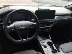 Ford Focus EcoBoost 180 ST Line - ფოტო 16