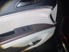 Buick GL8 Land Business Class 652T Luxury - ფოტო 13