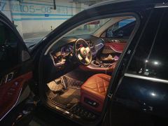 BMW X5 xDrive30Li M Sport Package - ფოტო 14