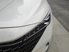 Roewe eRX5 1.5T Edition - photo 4