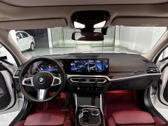 BMW 3 Series 325i M Sport Package - ფოტო 9