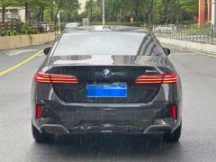 BMW 5 Series 525Li M Sport Package - ფოტო 3