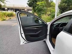 Mazda 3 2.0L Edition - фото 10