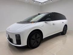 Li Auto i8 Standard Edition - фото 1