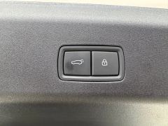 Li Auto i8 Standard Edition - фото 16