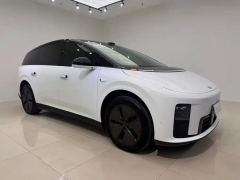 Li Auto i8 Standard Edition - фото 3