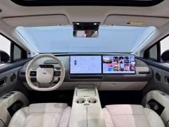 Li Auto i8 Standard Edition - фото 6