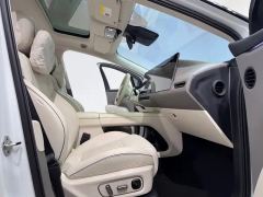 Li Auto i8 Standard Edition - фото 8
