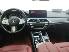 BMW 5 Series 530Li Premier M Sport Package - ფოტო 16