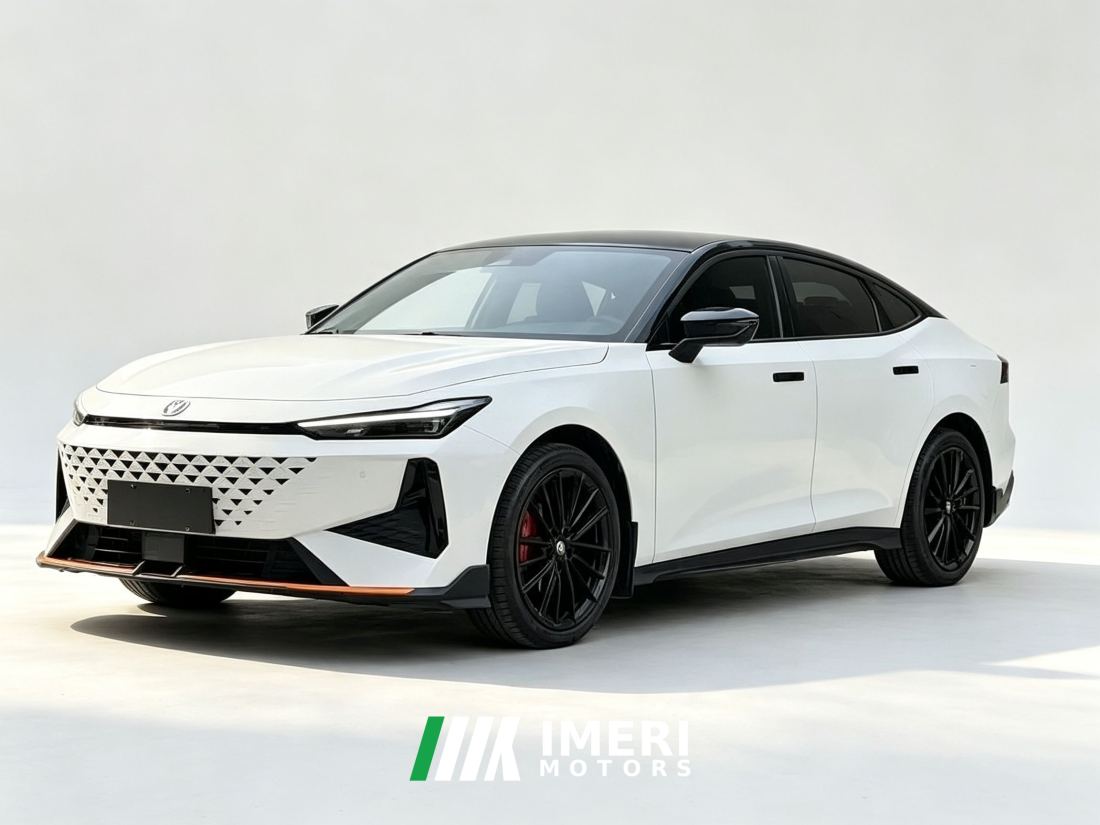 Changan UNI-V 1.5T Premium Sport - автомобиль из Китая