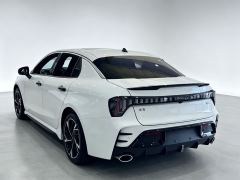 Lynk & Co 03 Champion 1.5T Dual Clutch 2WD Pro 5-seater - ფოტო 7