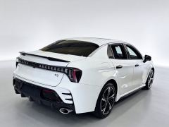 Lynk & Co 03 Champion 1.5T Dual Clutch 2WD Pro 5-seater - ფოტო 9