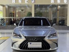 Lexus ES 200 Premium Edition - photo 2