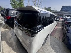 Toyota Alphard Dual-Engine 2.5L Prestige Edition - photo 4