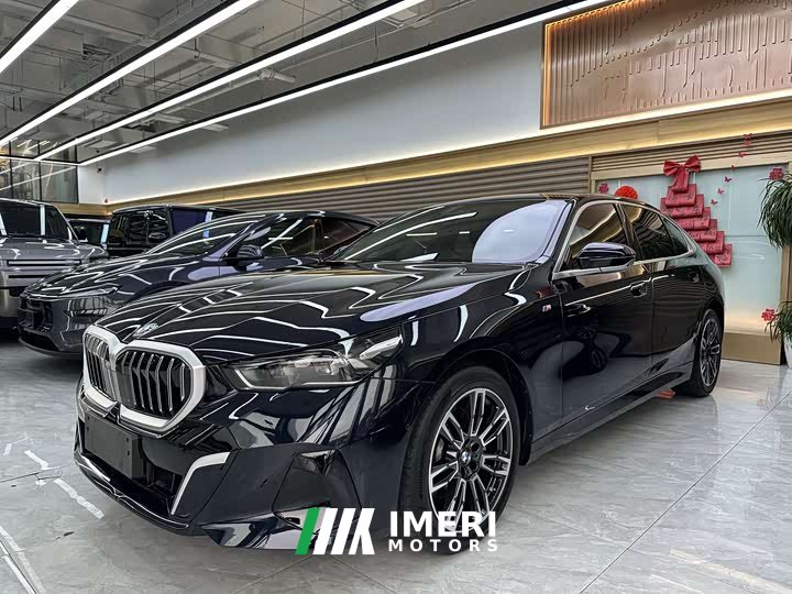 BMW 5 Series 530Li xDrive M Sports Package