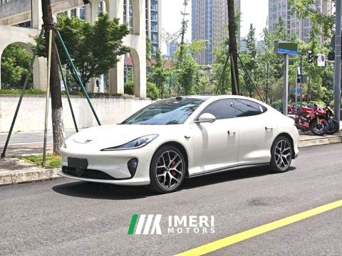 2025 IM Zhiji L6 780km AWD Ultra Edition