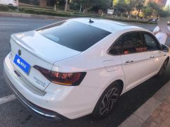 Volkswagen Jetta 300TSI Edition - ფოტო 2