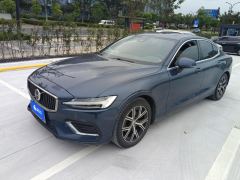 Volvo S60 B4 Smart Luxury Edition - ფოტო 1