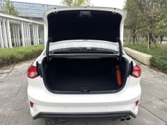 Ford Focus EcoBoost 180 ST Line - ფოტო 14
