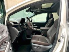 Toyota Gravia Dual-Engine 2.5L 2WD Premier Plus Edition - ფოტო 6