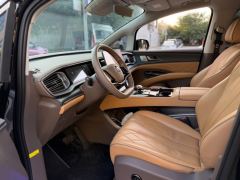 Denza D9 DM-i 1.5T 190km AWDPremium Version 7 - ფოტო 4